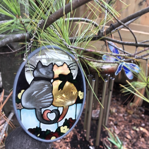 Joan Baker Designs Suncatcher Stained Glass Decor for Cat lovers Heart - Picture 9 of 9
